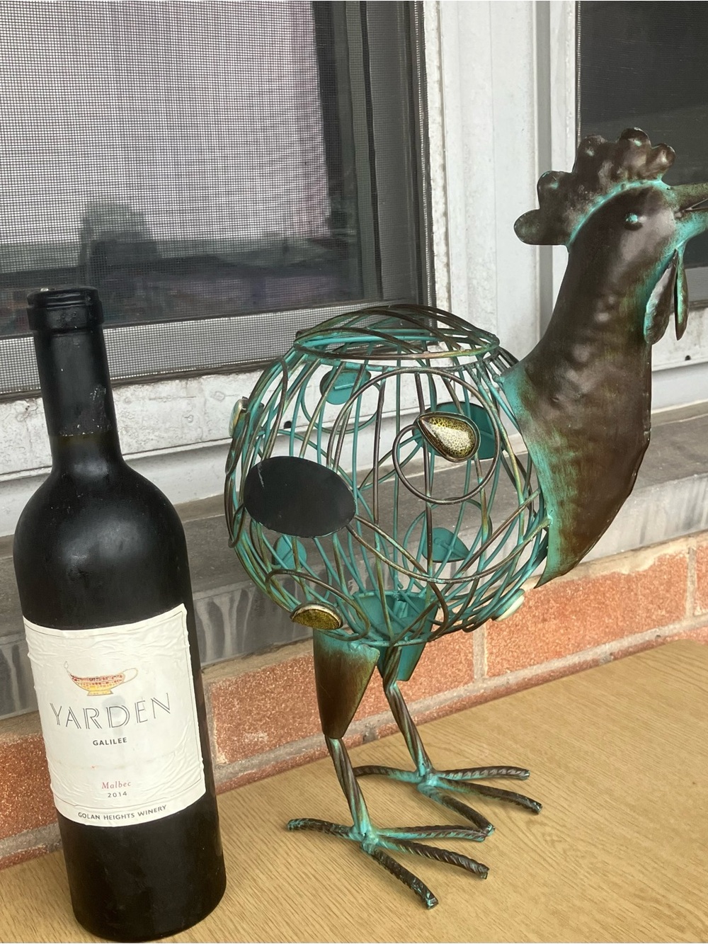 Whimsical Decorative Metal Rooster Cork Caddy Sculpture in Verdigris Green 🎉